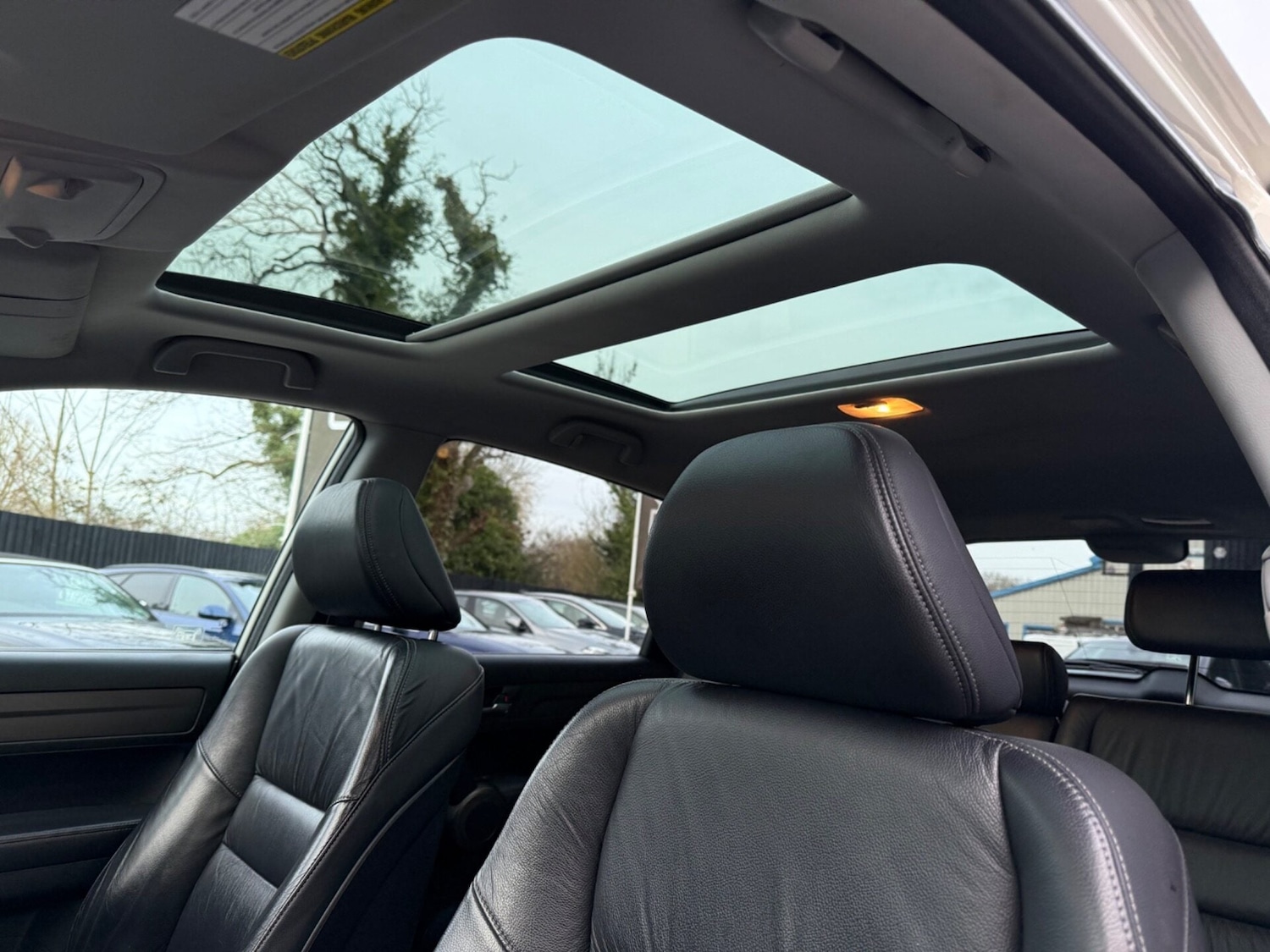 Used Honda CR-V 2011 for sale - 77602144: Photo 3