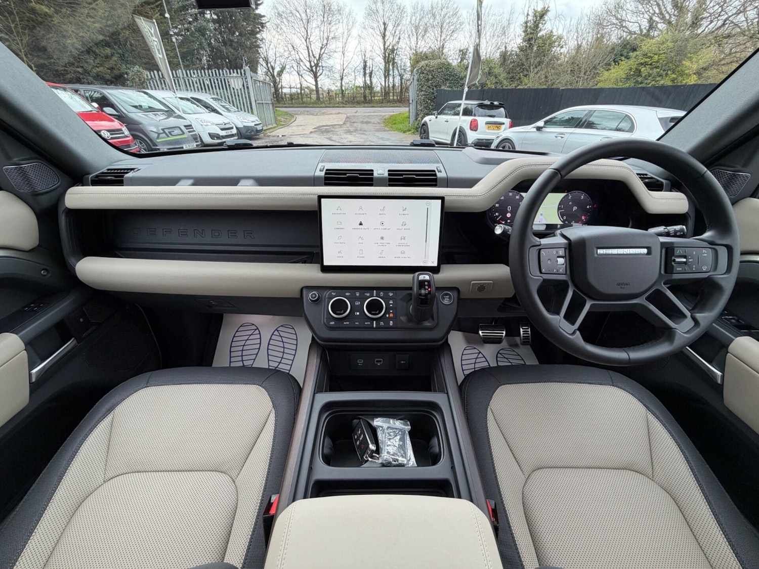 Used Land Rover Defender 2024 for sale - 78077978: Photo 12