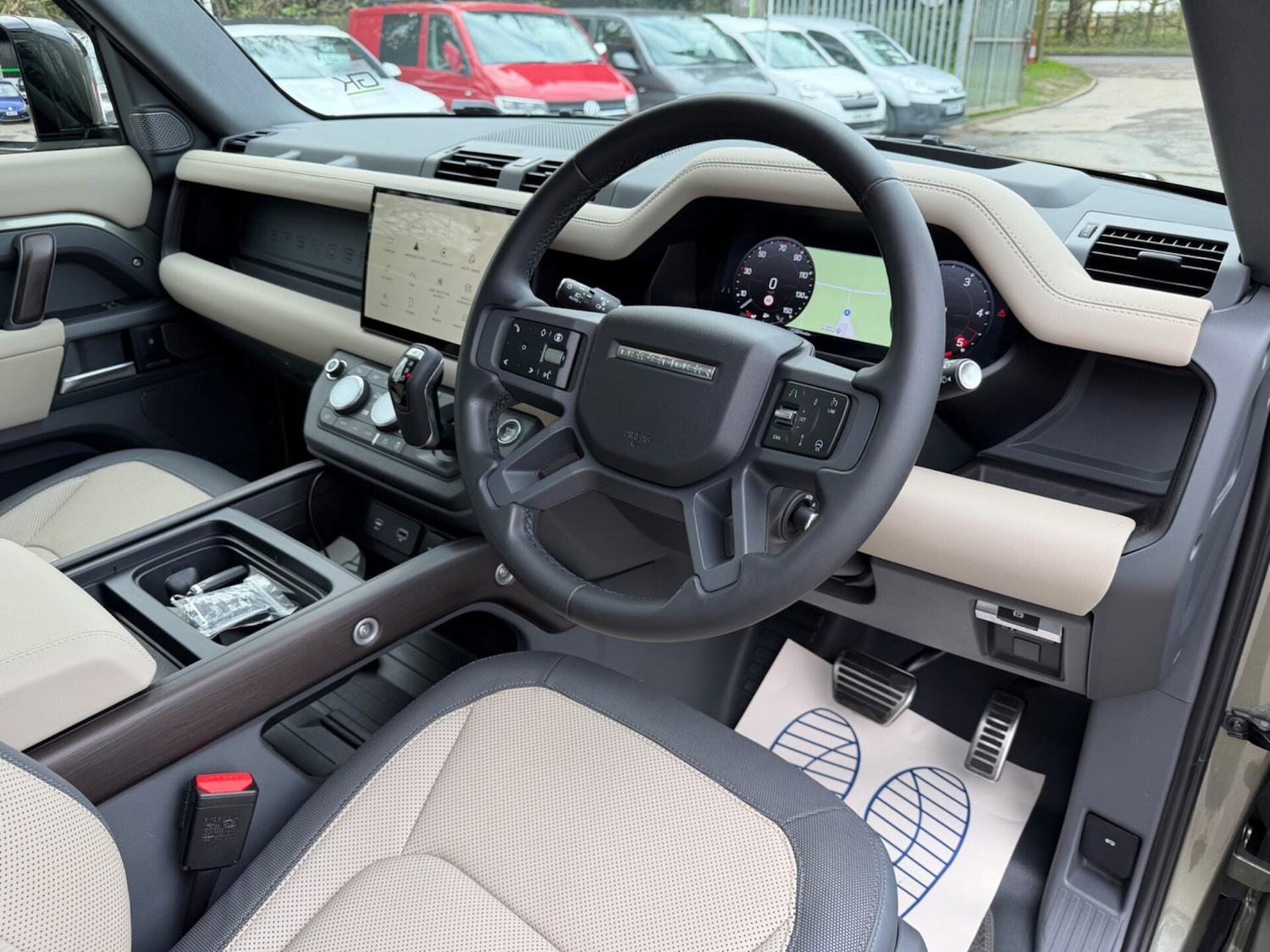 Used Land Rover Defender 2024 for sale - 78077978: Photo 16