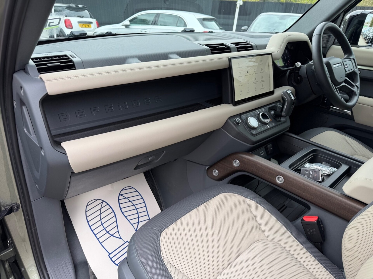 Used Land Rover Defender 2024 for sale - 78077978: Photo 29