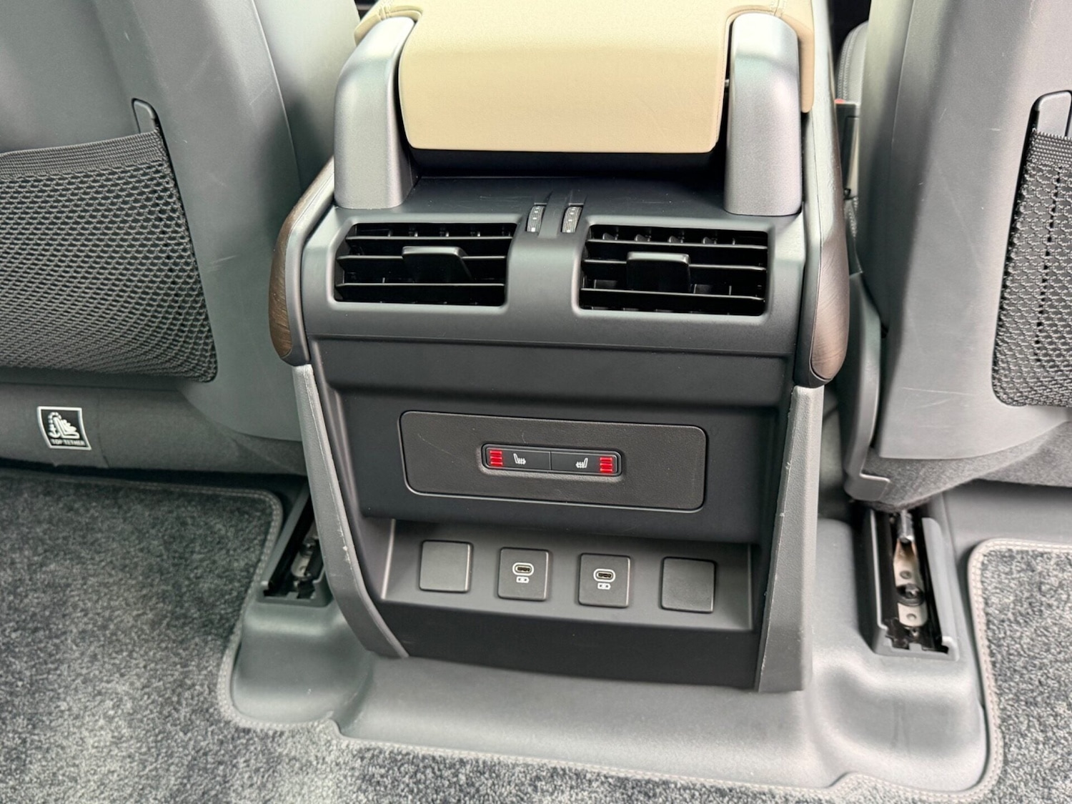 Used Land Rover Defender 2024 for sale - 78077978: Photo 34