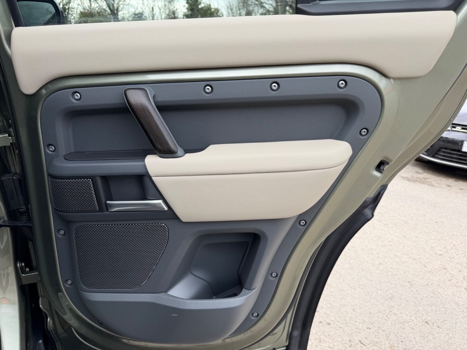 Used Land Rover Defender 2024 for sale - 78077978: Photo 36