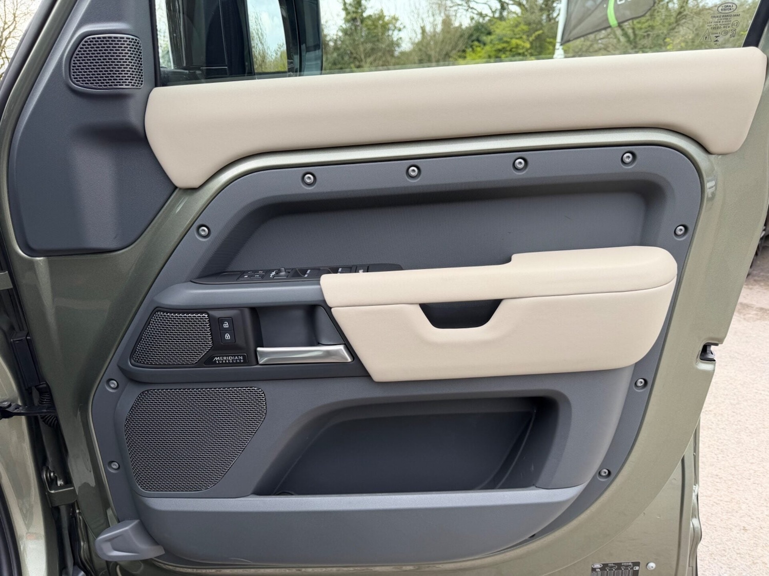 Used Land Rover Defender 2024 for sale - 78077978: Photo 42