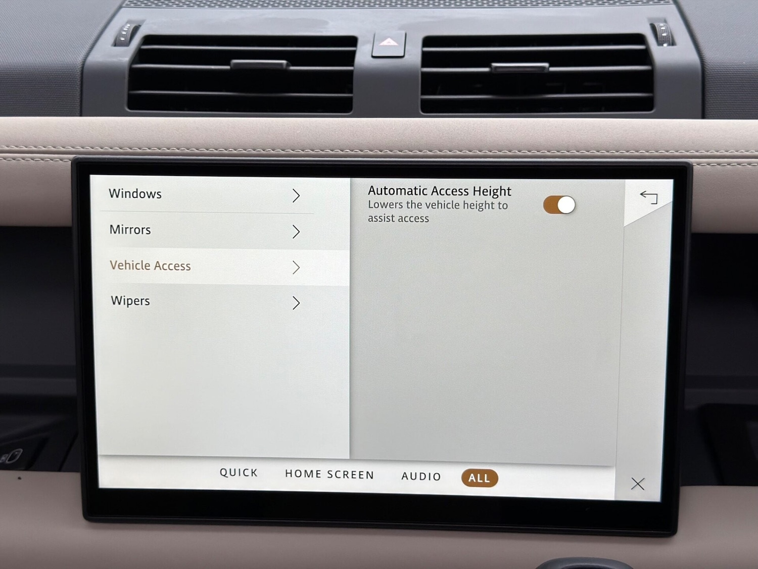 Used Land Rover Defender 2024 for sale - 78077978: Photo 59