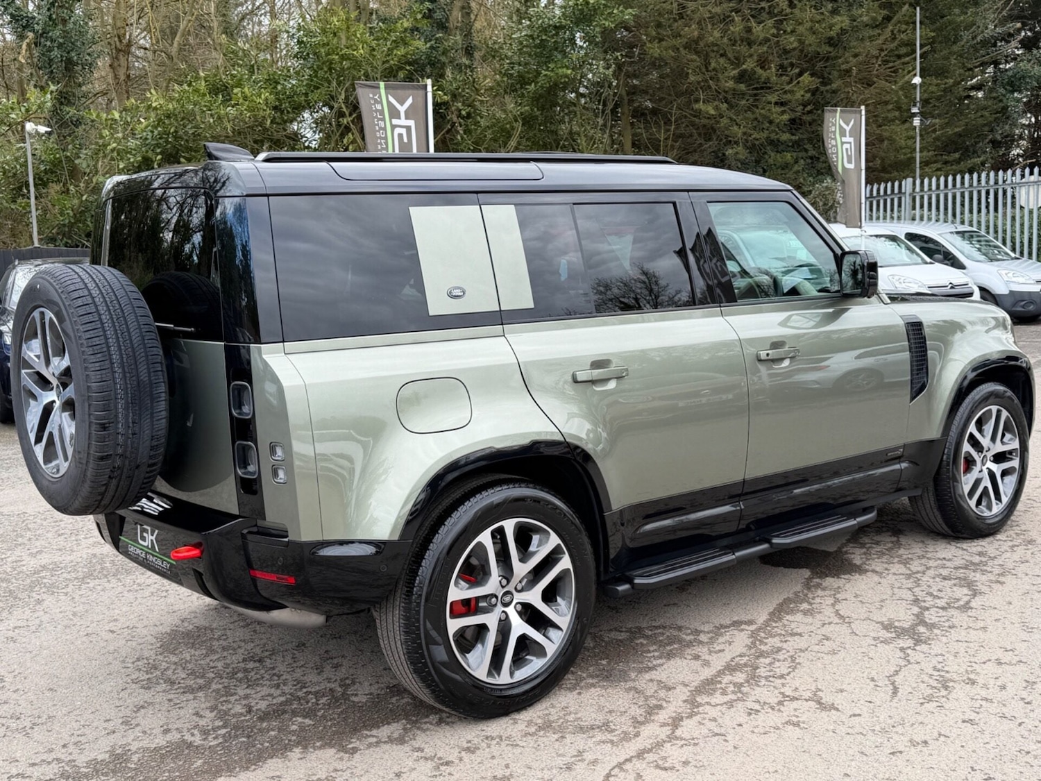 Used Land Rover Defender 2024 for sale - 78077978: Photo 8