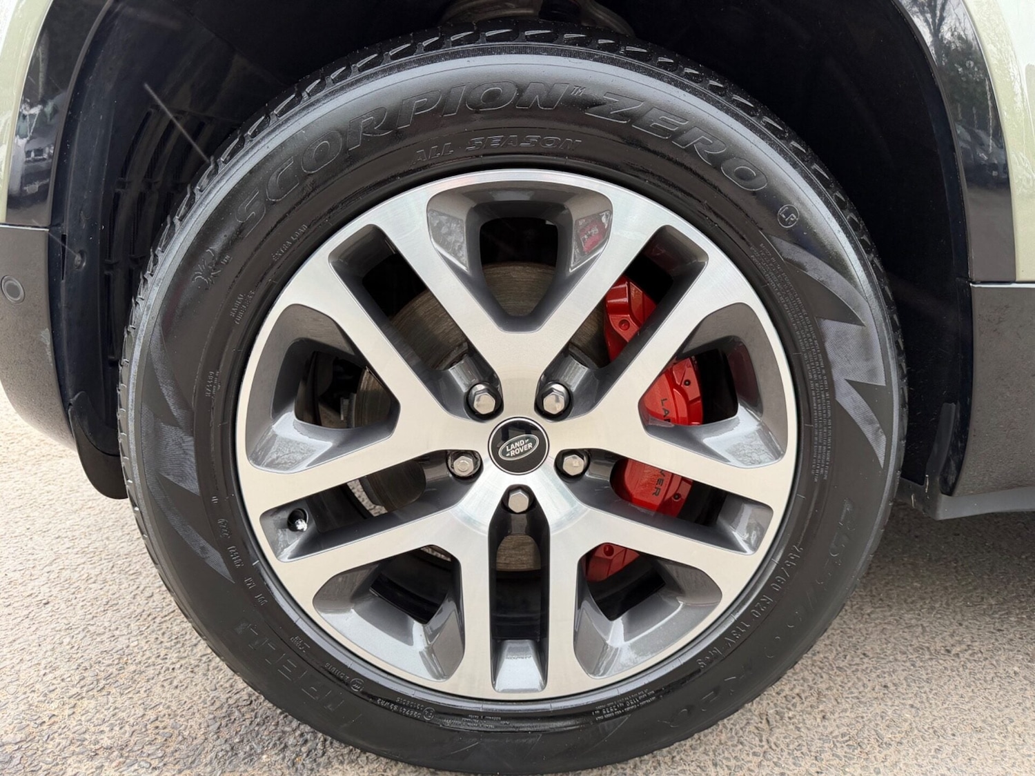 Used Land Rover Defender 2024 for sale - 78077978: Photo 83