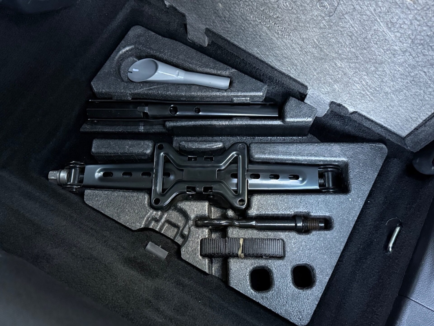 Used Ford S-Max 2015 for sale - 76402053: Photo 45