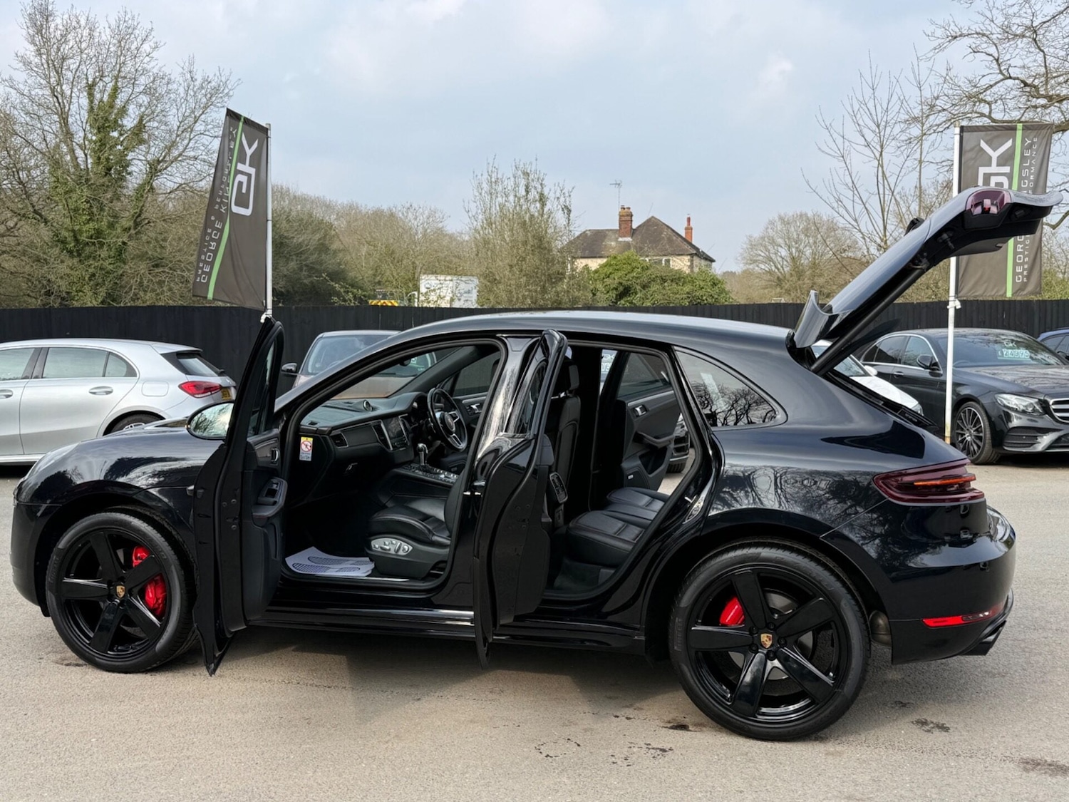 Used Porsche Macan 2016 for sale - 78025553: Photo 11