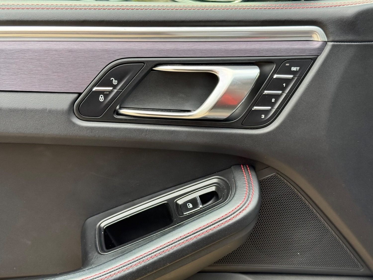 Used Porsche Macan 2016 for sale - 78025553: Photo 17