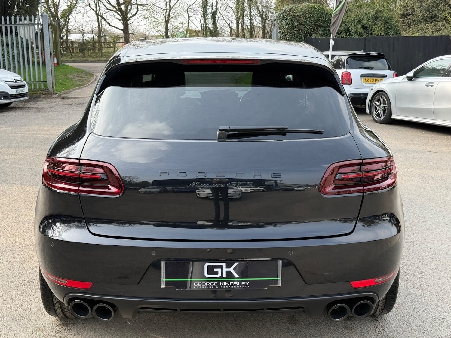 Used Porsche Macan 2016 for sale - 78025553: Photo 4