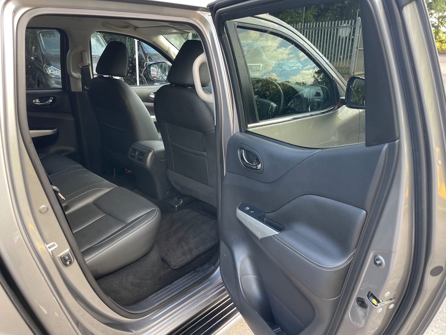 Vehicle 29