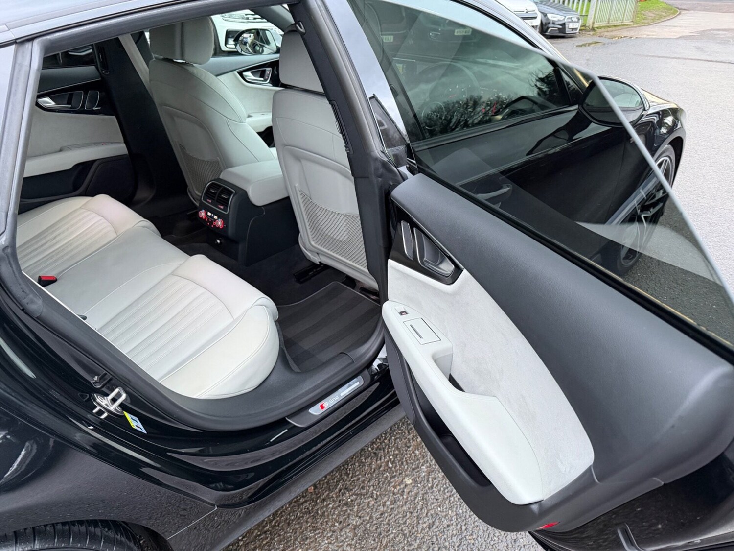 Used Audi A7 2016 for sale - 77528210: Photo 33