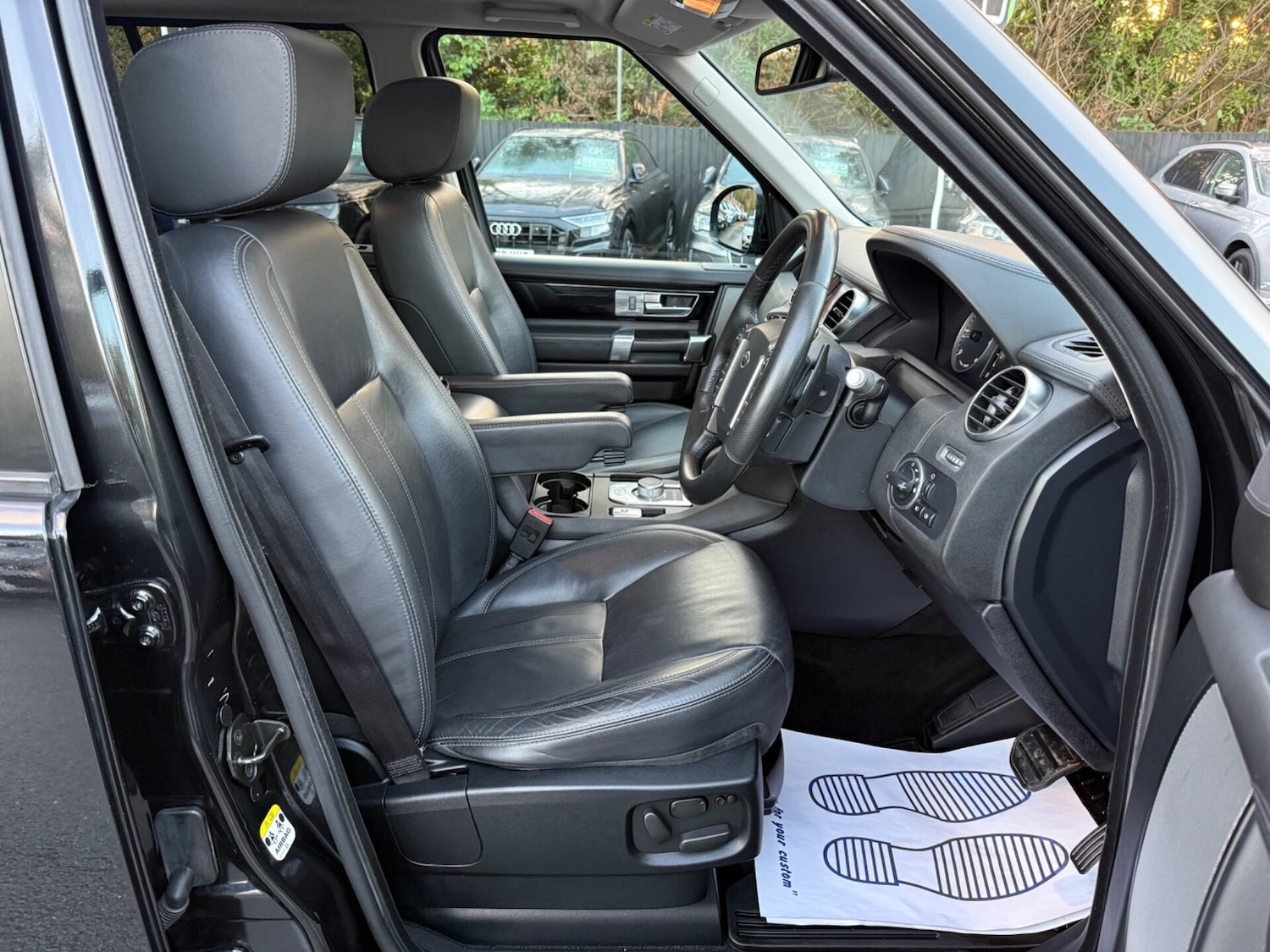 Used Land Rover Discovery 2015 for sale - 76611247: Photo 15