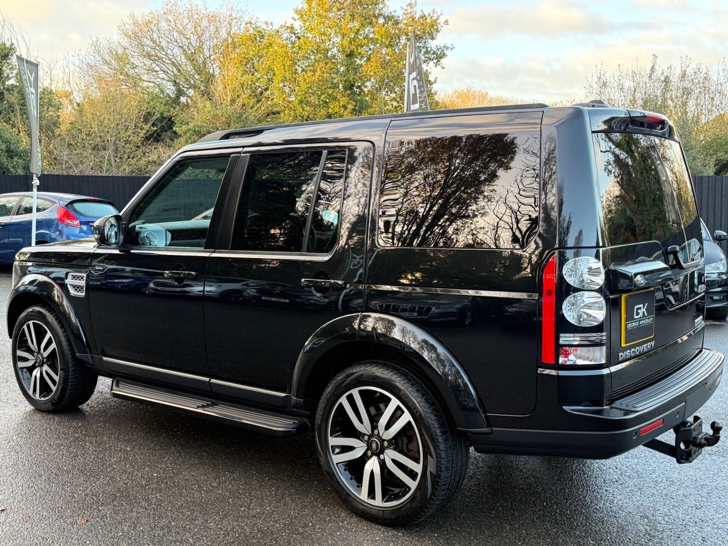 Used Land Rover Discovery 2015 for sale - 76611247: Photo 2