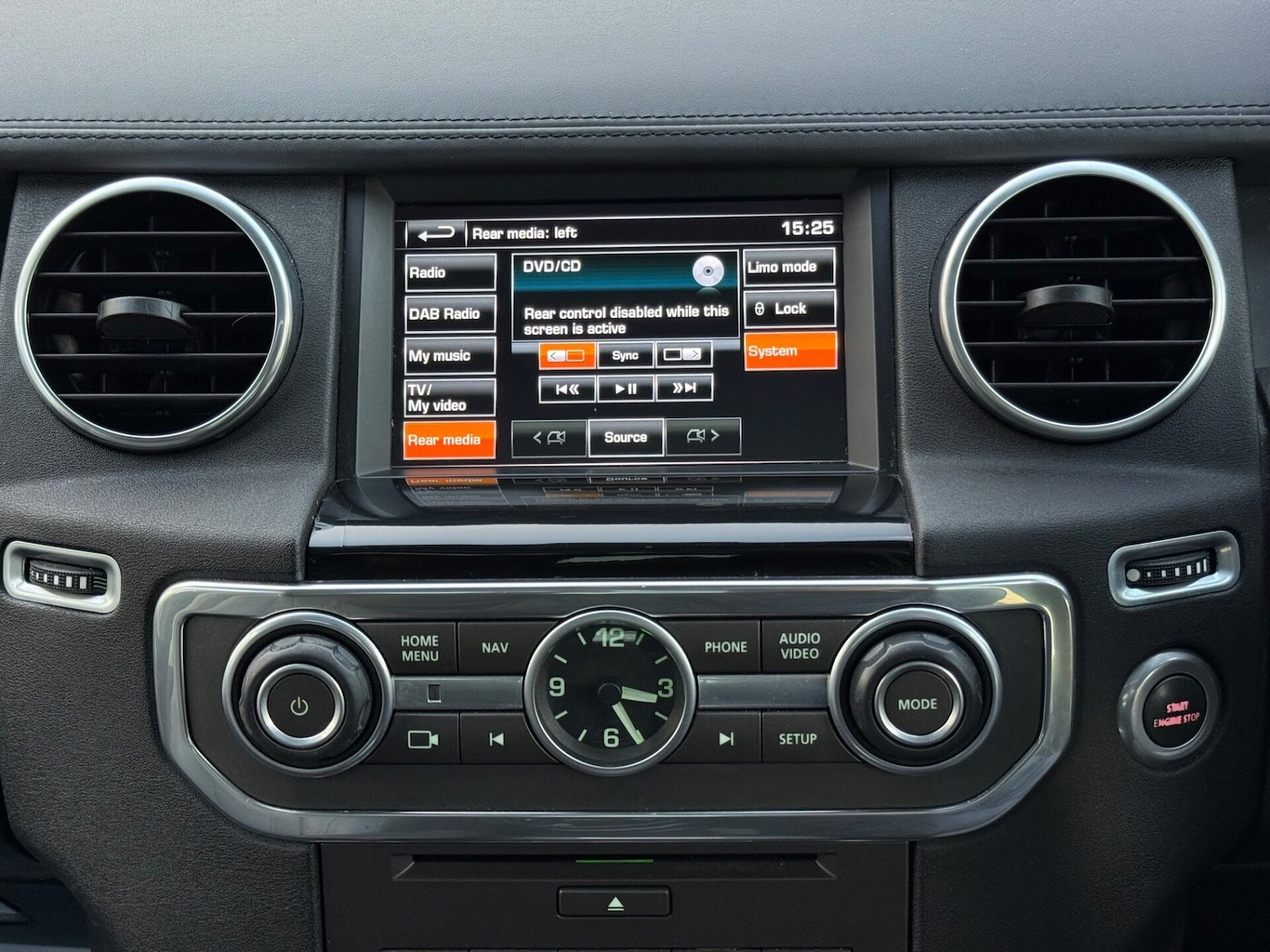 Used Land Rover Discovery 2015 for sale - 76611247: Photo 46