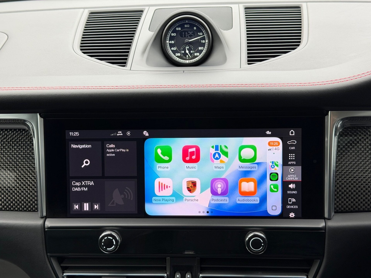 Used Porsche Macan 2023 for sale - 77630097: Photo 11