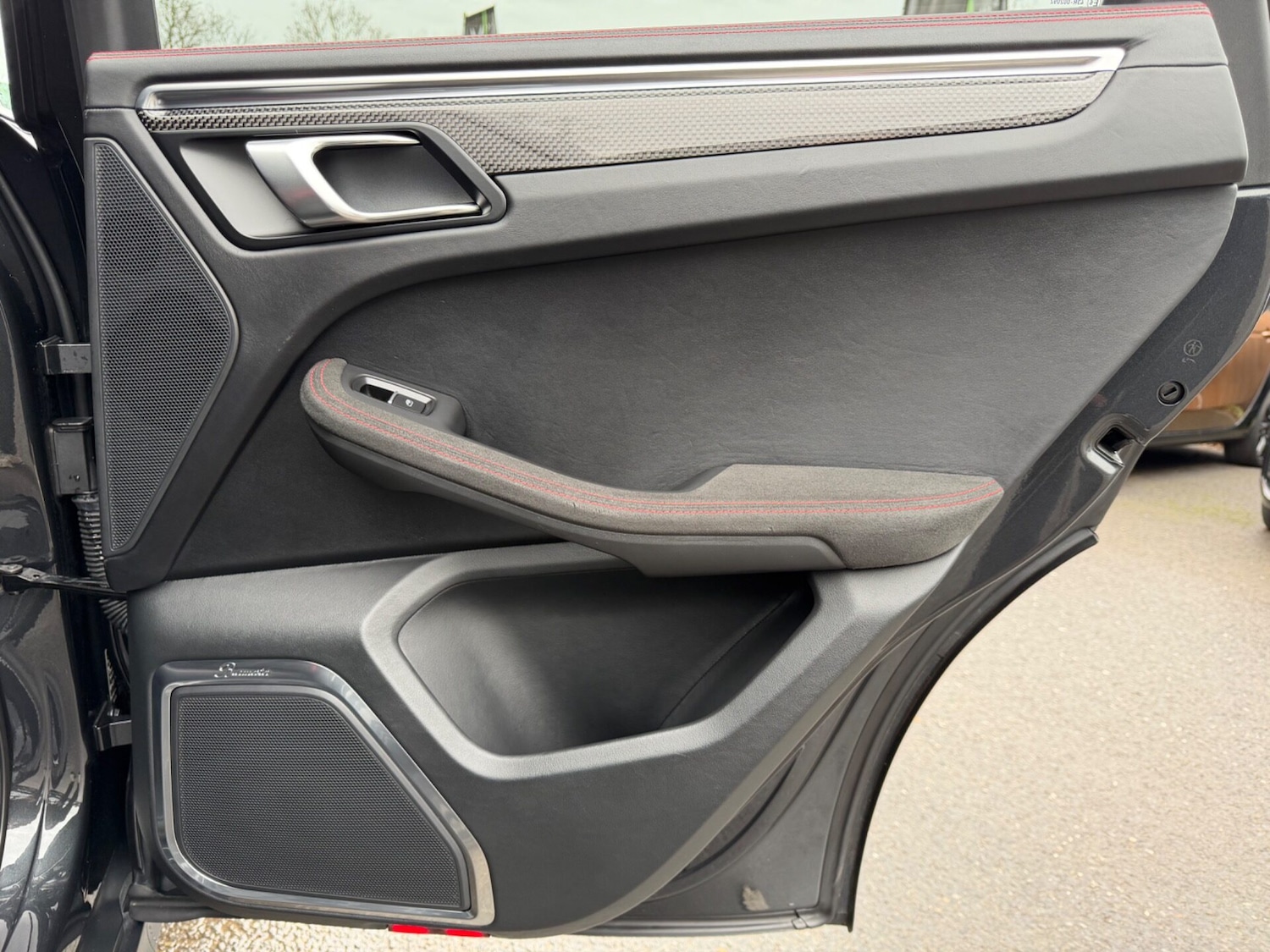 Used Porsche Macan 2023 for sale - 77630097: Photo 38