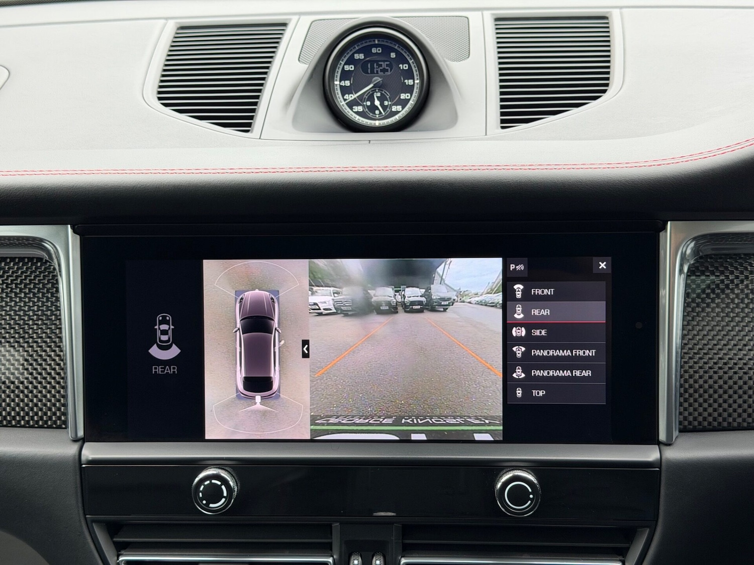 Used Porsche Macan 2023 for sale - 77630097: Photo 50