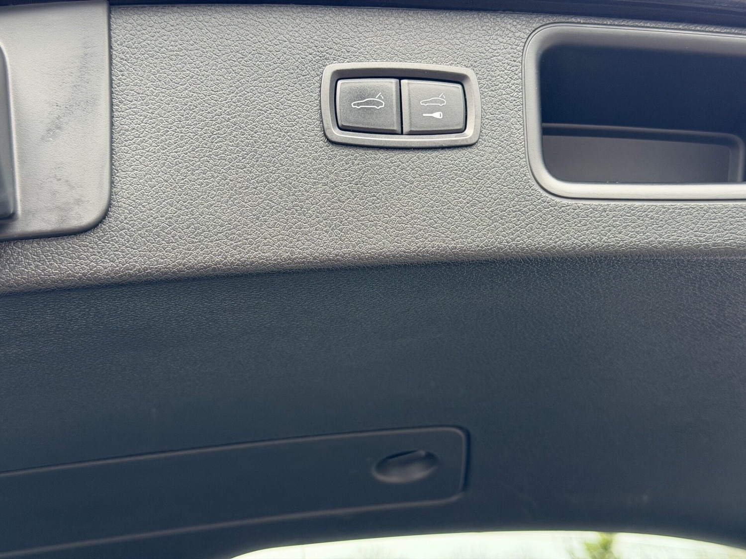 Used Porsche Macan 2023 for sale - 77630097: Photo 70