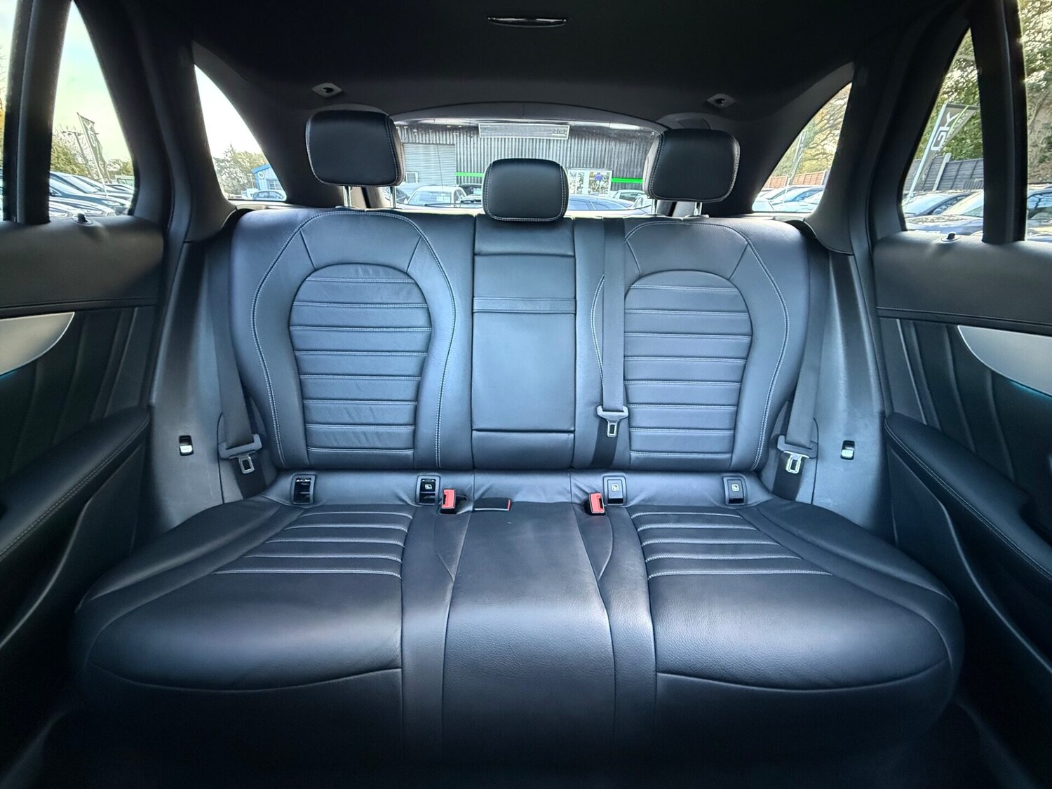 Used Mercedes-Benz GLC 2017 for sale - 76588312: Photo 17