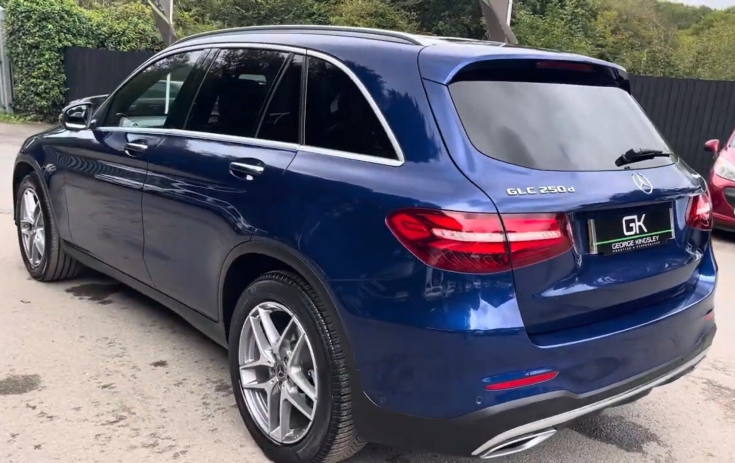 Used Mercedes-Benz GLC 2017 for sale - 76588312: Photo 2