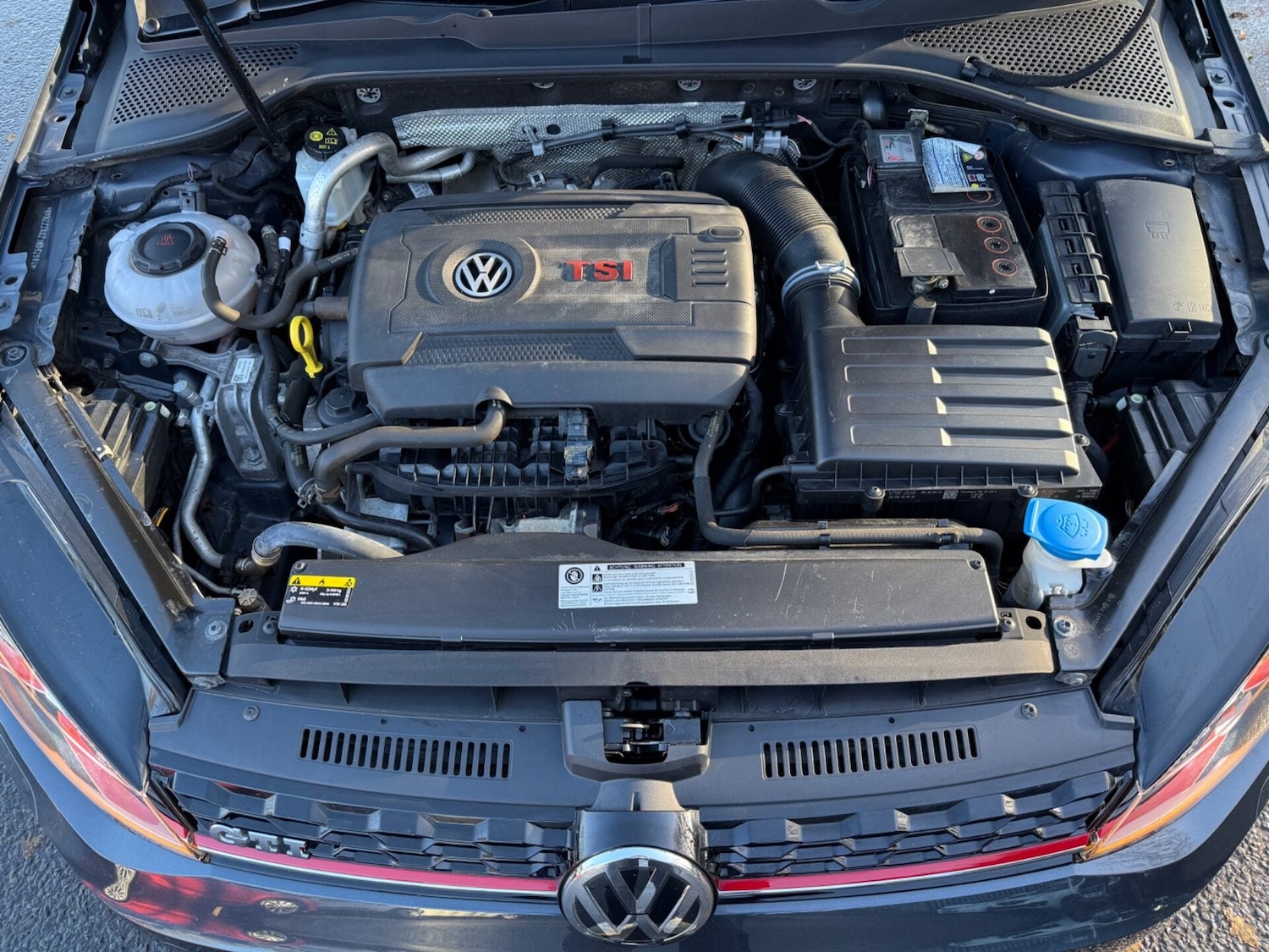 Used Volkswagen Golf 2017 for sale - 77104642: Photo 60