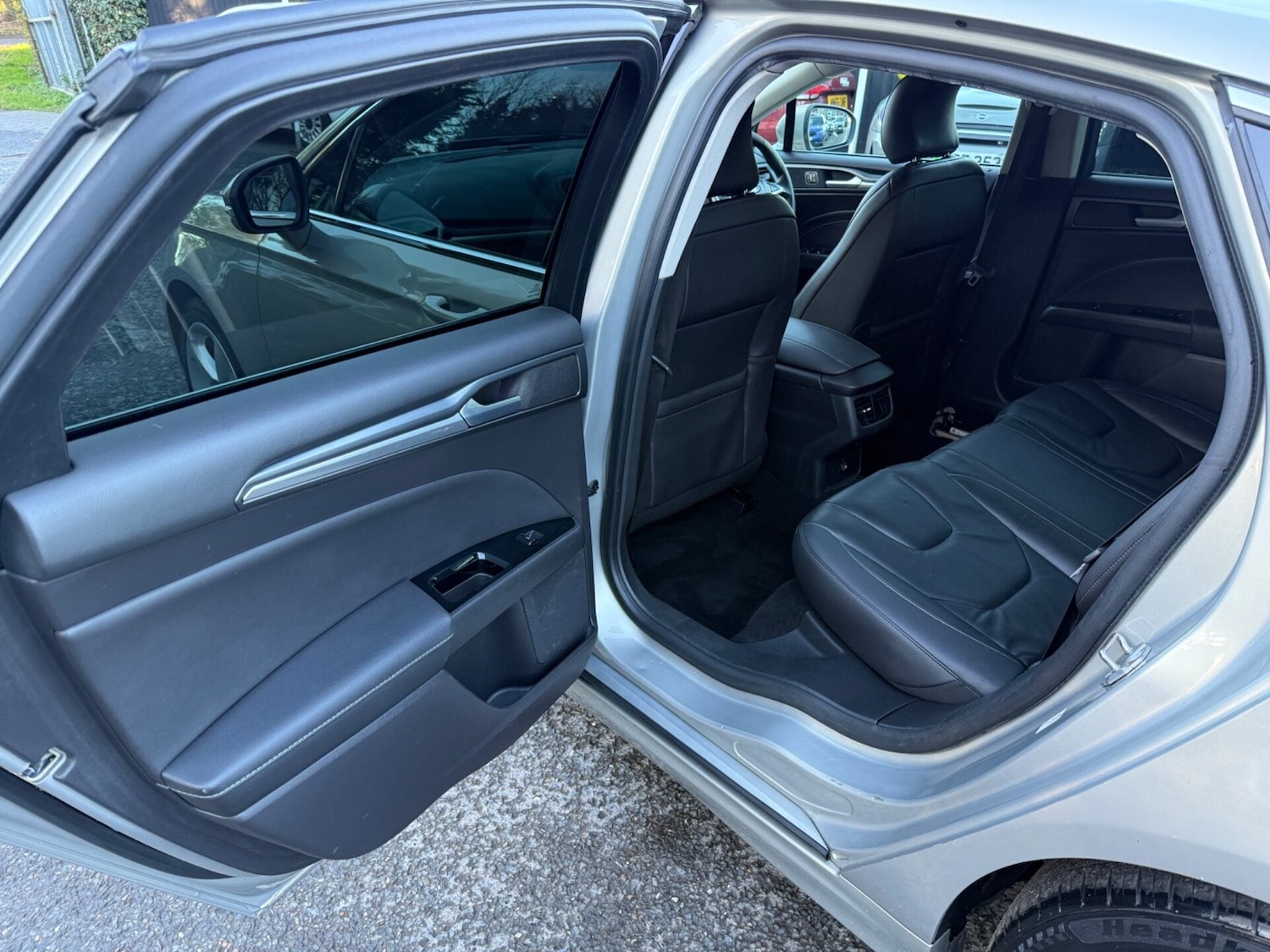 Used Ford Mondeo 2016 for sale - 76767670: Photo 25