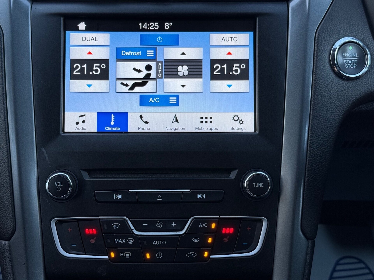 Used Ford Mondeo 2016 for sale - 76767670: Photo 38