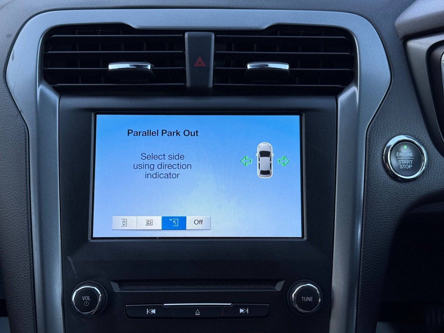 Used Ford Mondeo 2016 for sale - 76767670: Photo 44