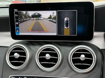 Used Mercedes-Benz C Class 2019 for sale - 79536397: Photo