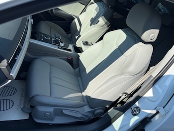 Used Audi A4 2017 for sale - 79175497: Photo