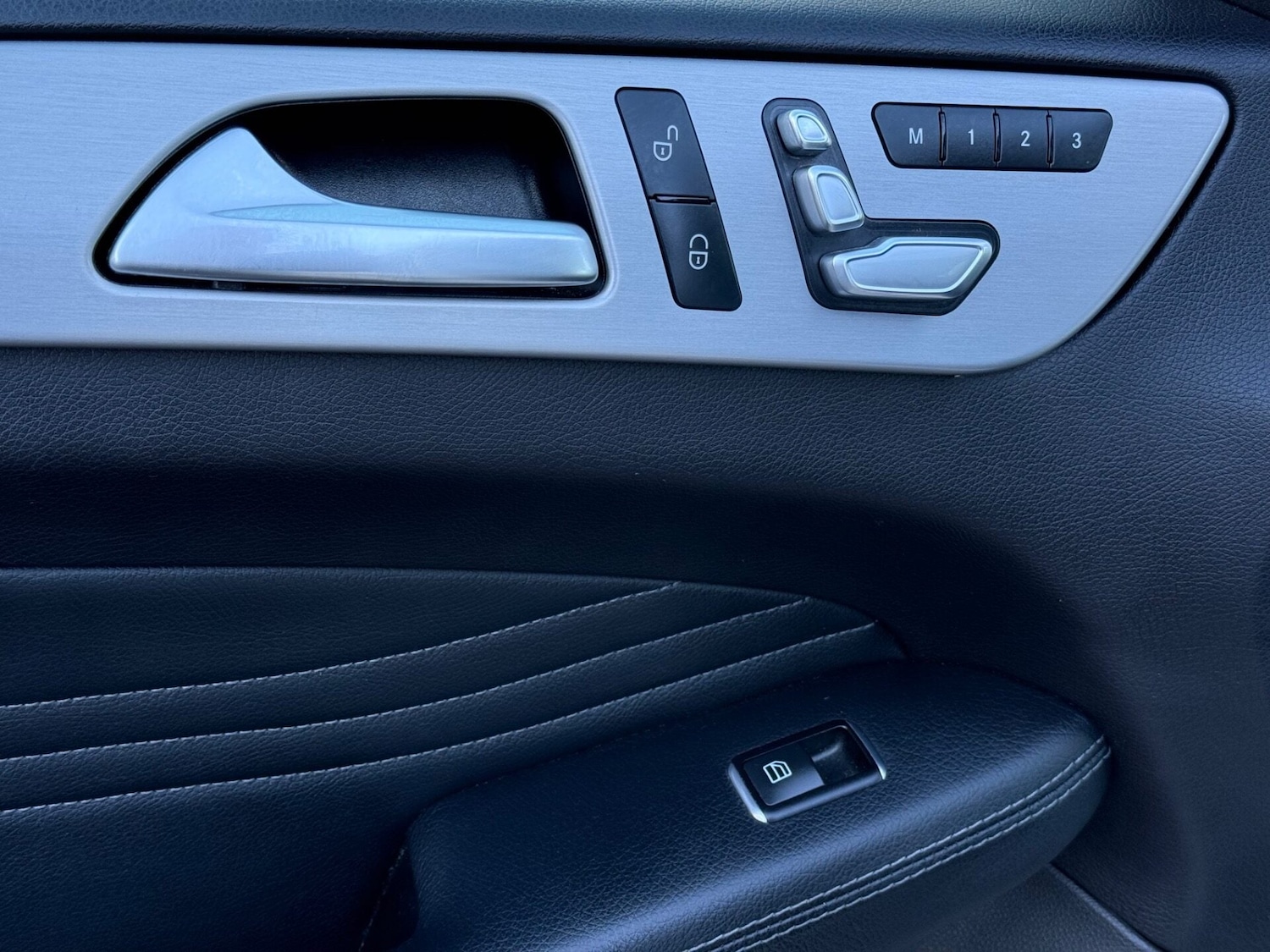 Used Mercedes-Benz GLE 2016 for sale - 76706018: Photo 28