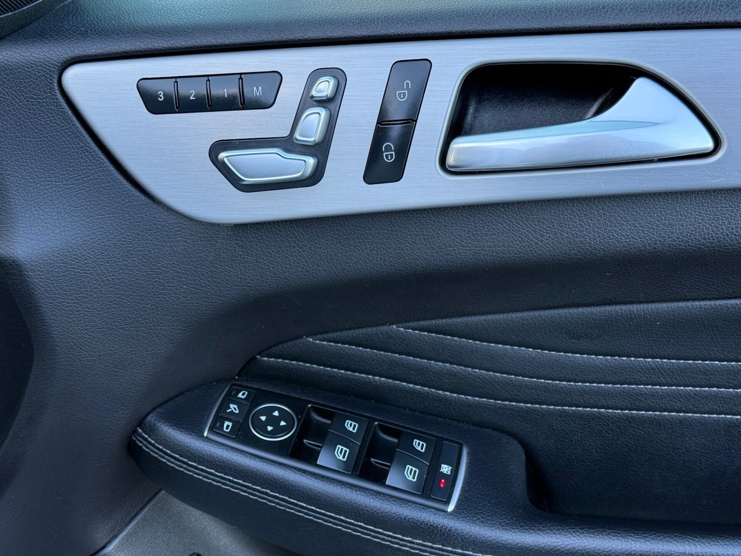 Used Mercedes-Benz GLE 2016 for sale - 76706018: Photo 38