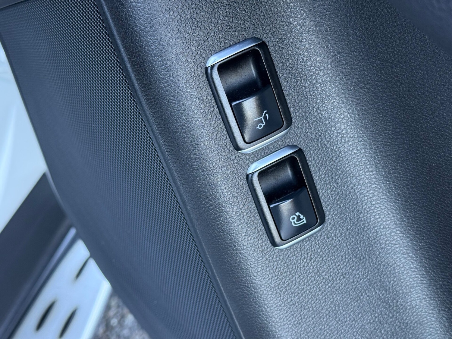 Used Mercedes-Benz GLE 2016 for sale - 76706018: Photo 41