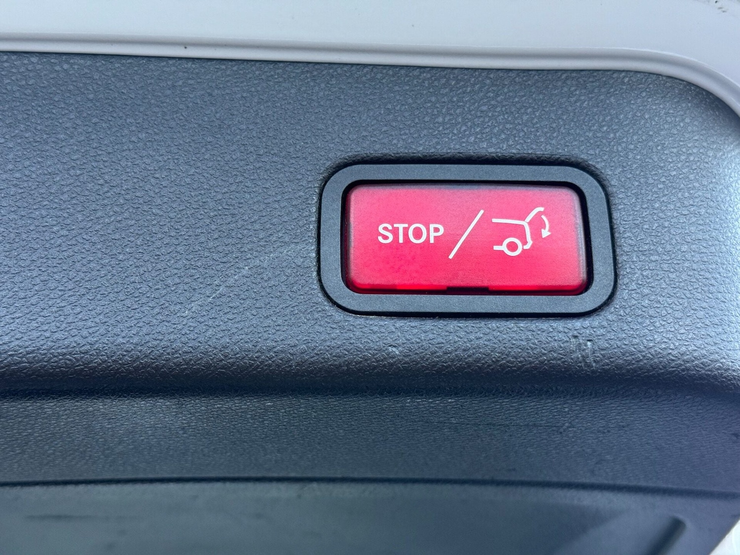 Used Mercedes-Benz GLE 2016 for sale - 76706018: Photo 65