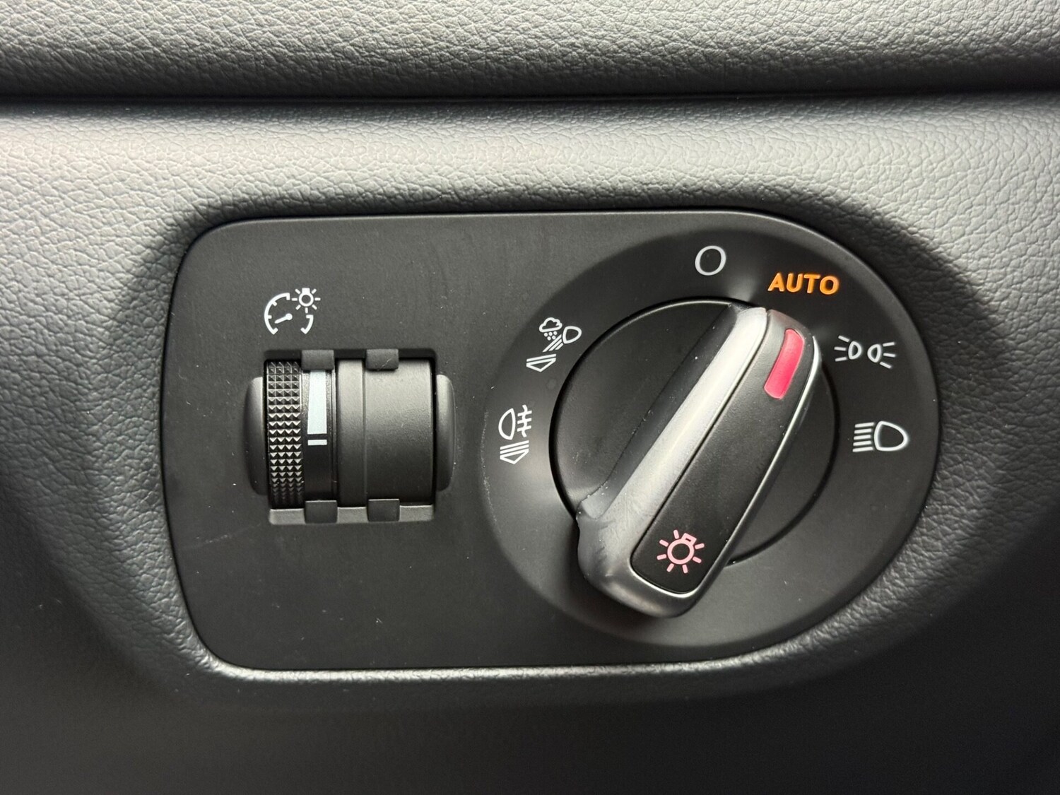 Used Audi Q3 2016 for sale - 76287062: Photo 47