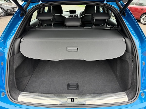 Used Audi Q3 2016 for sale - 76287062: Photo 48