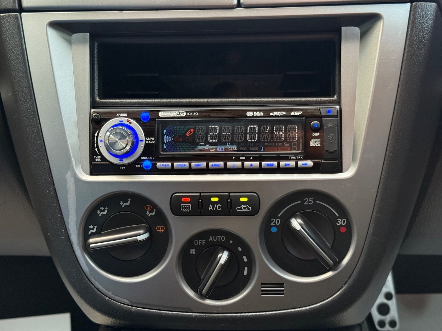 Used Subaru Impreza 2001 for sale - 76045813: Photo 34