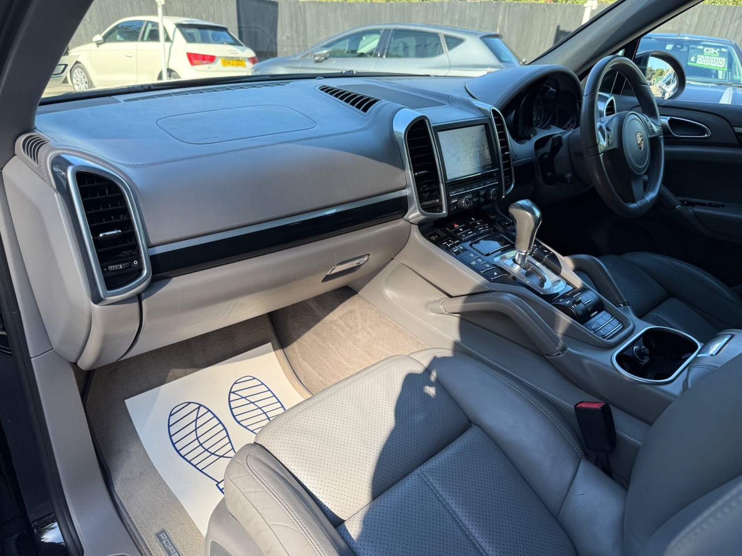 Used Porsche Cayenne 2012 for sale - 76133773: Photo 24
