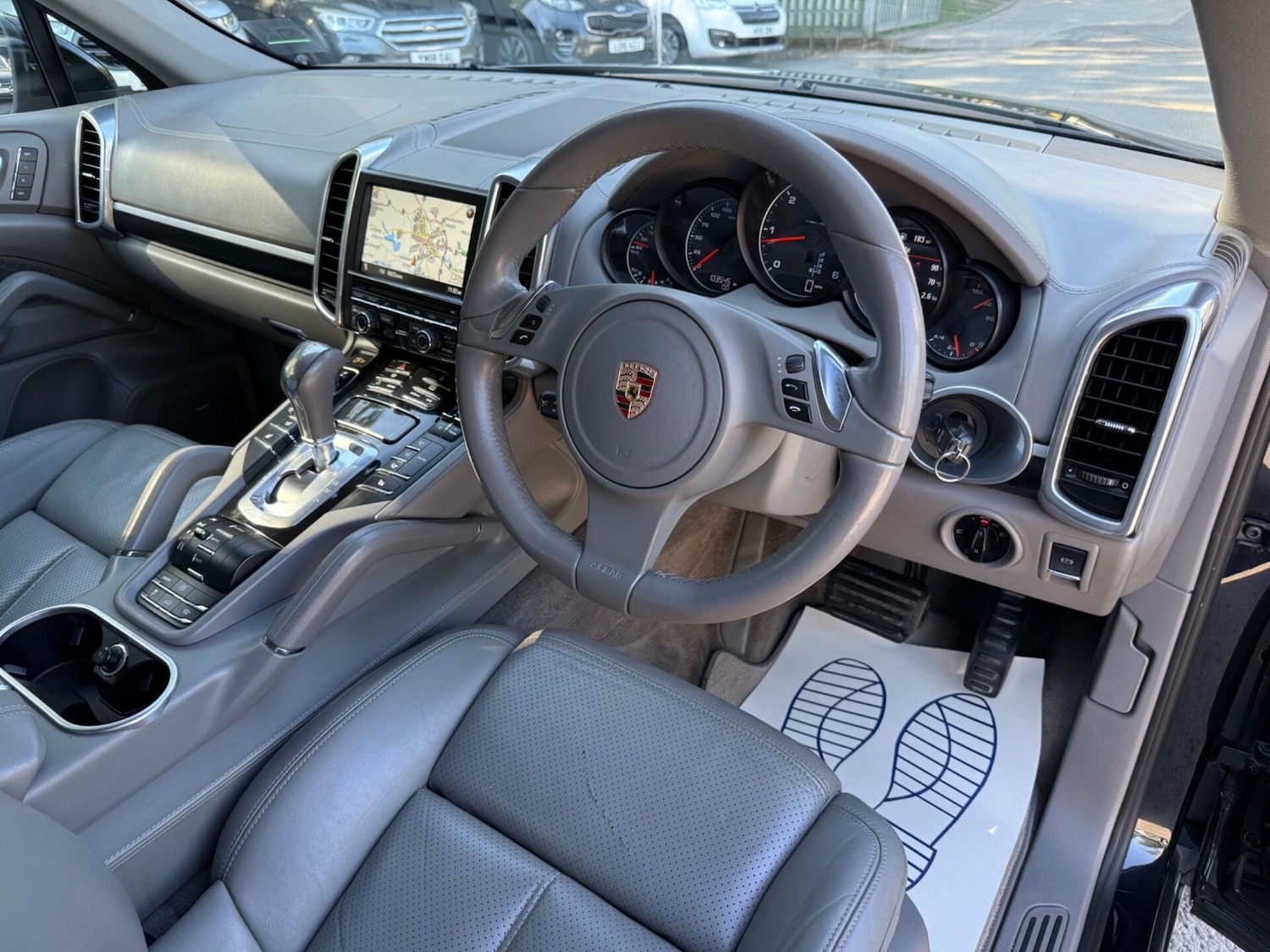 Used Porsche Cayenne 2012 for sale - 76133773: Photo 25