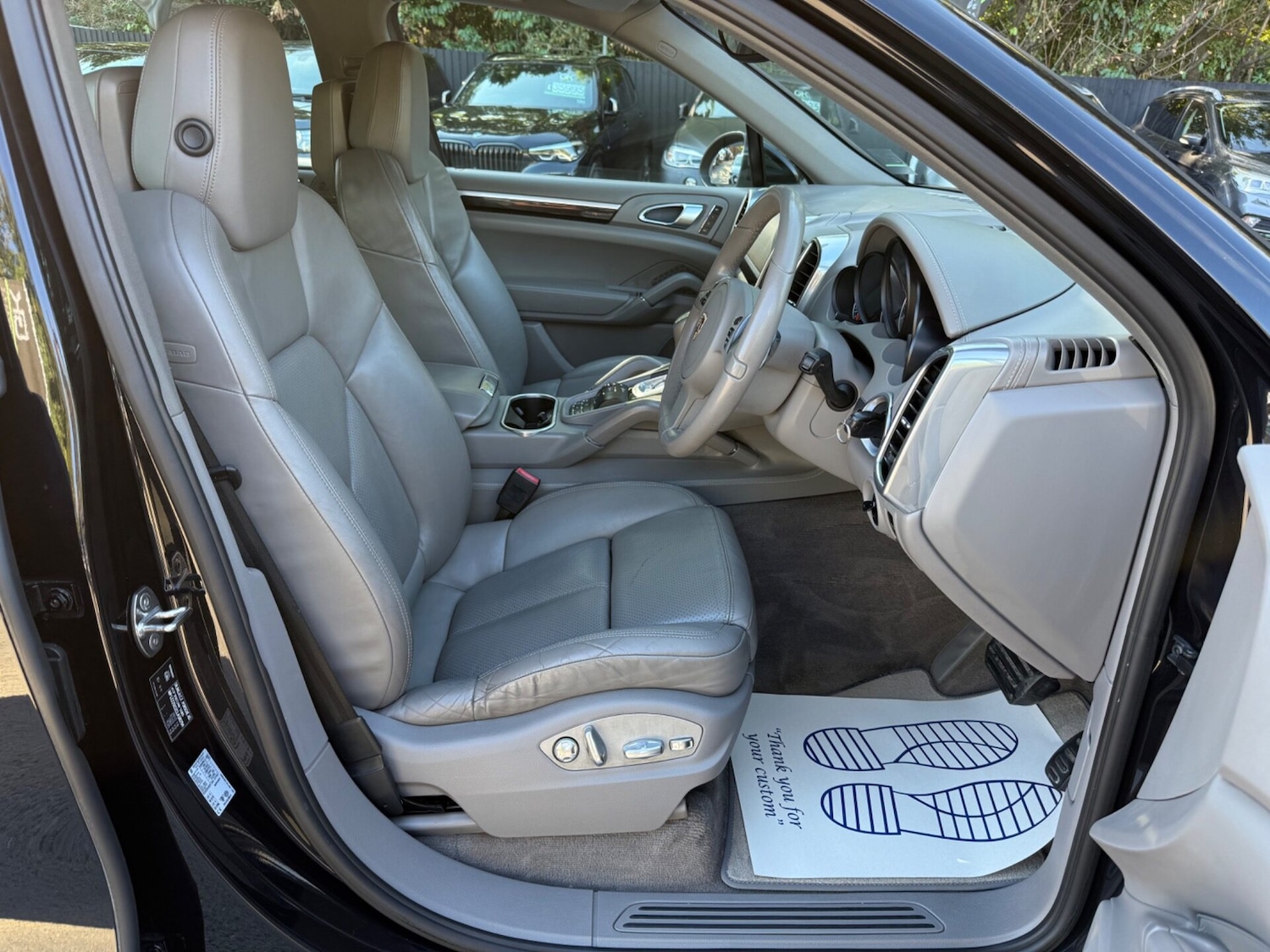 Used Porsche Cayenne 2012 for sale - 76133773: Photo 26