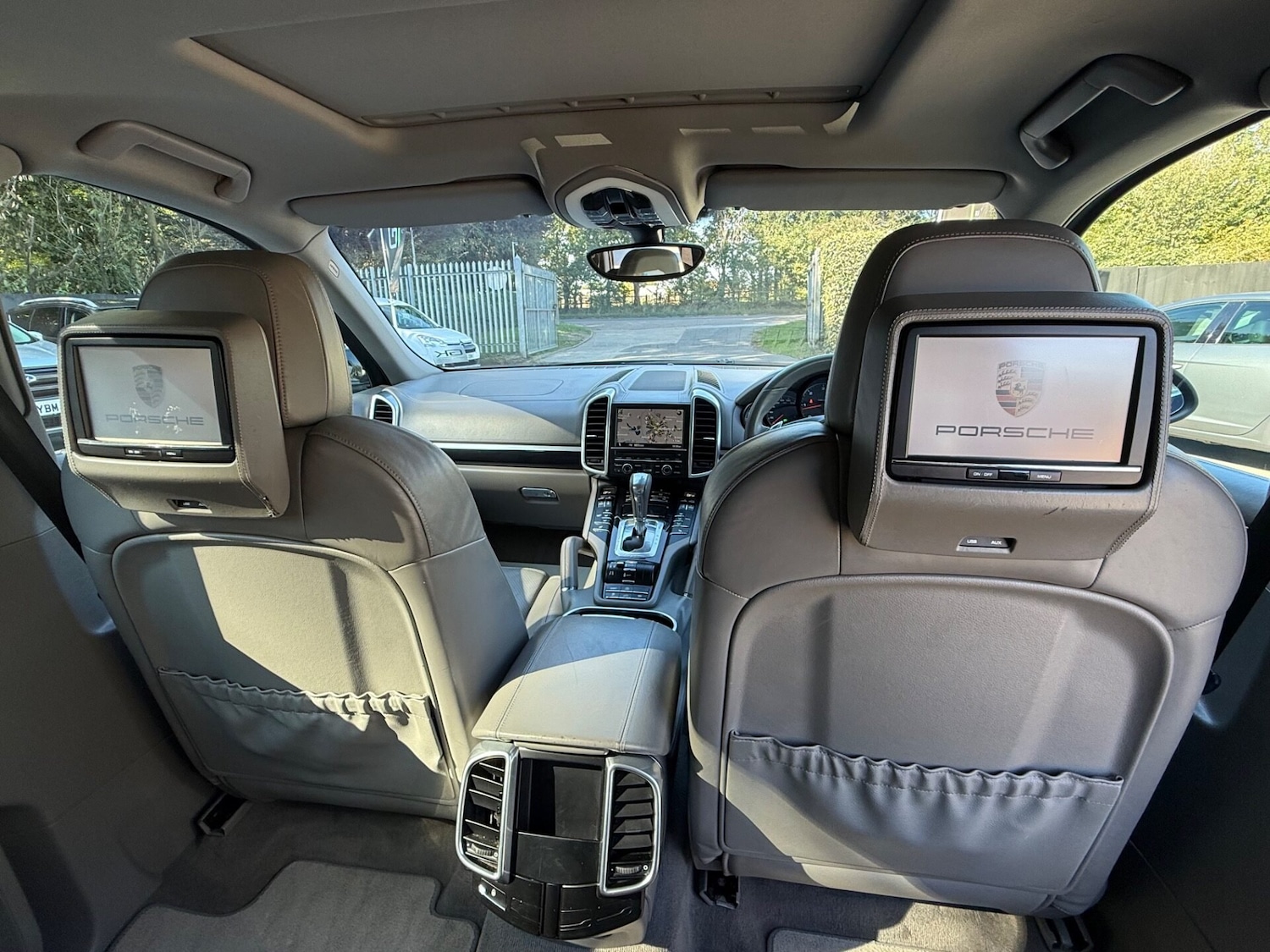 Used Porsche Cayenne 2012 for sale - 76133773: Photo 27