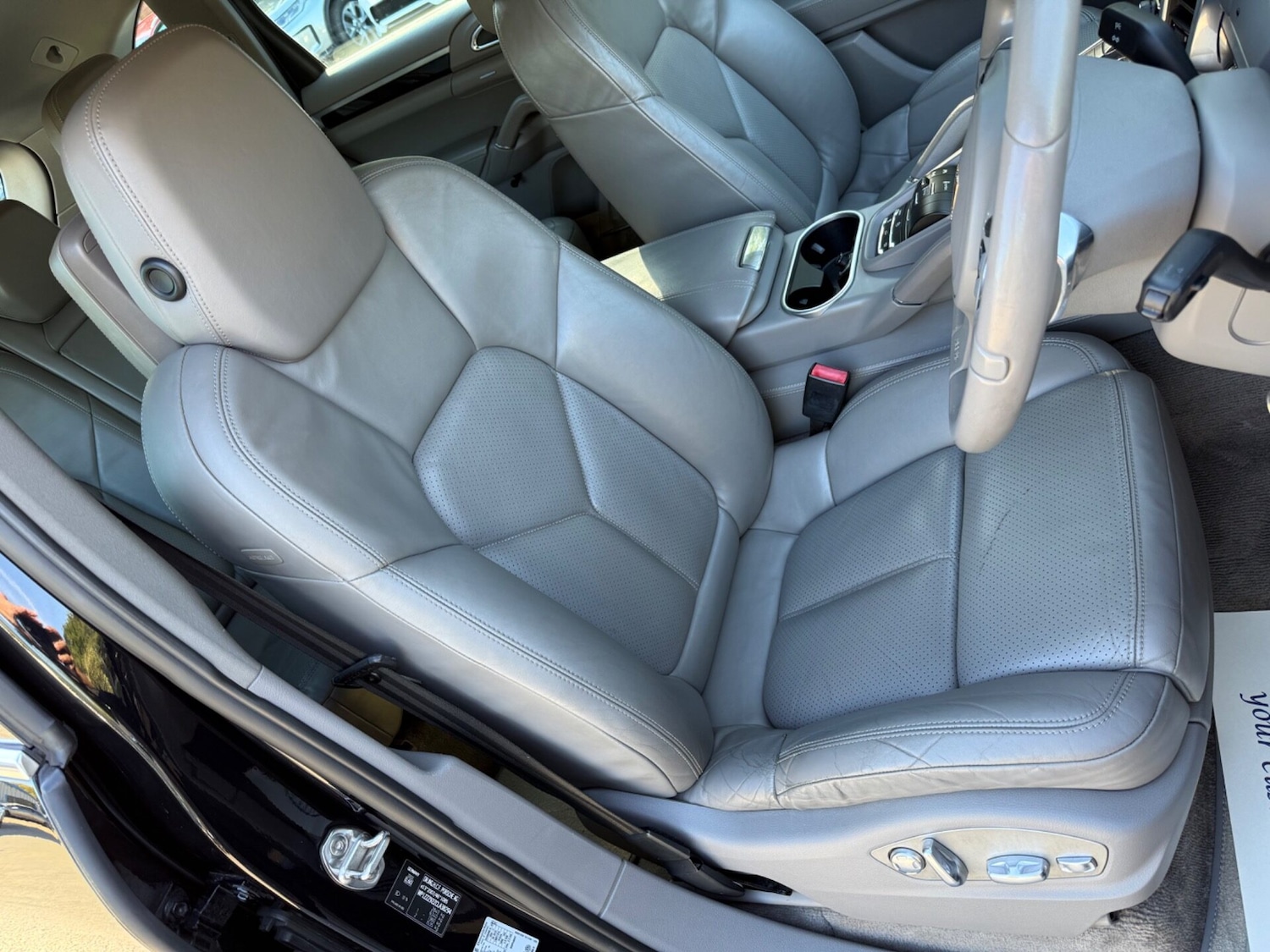Used Porsche Cayenne 2012 for sale - 76133773: Photo 42