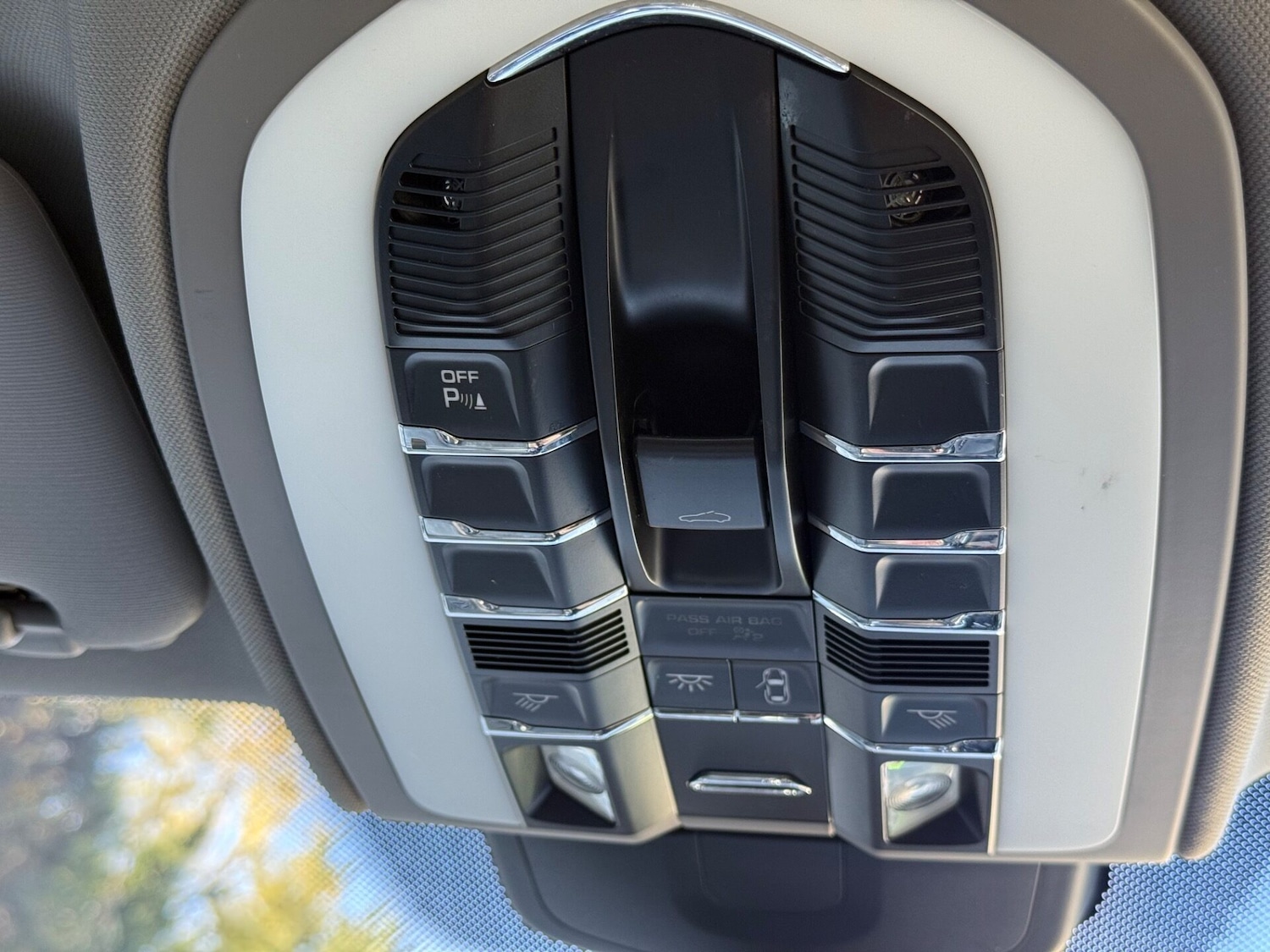 Used Porsche Cayenne 2012 for sale - 76133773: Photo 54