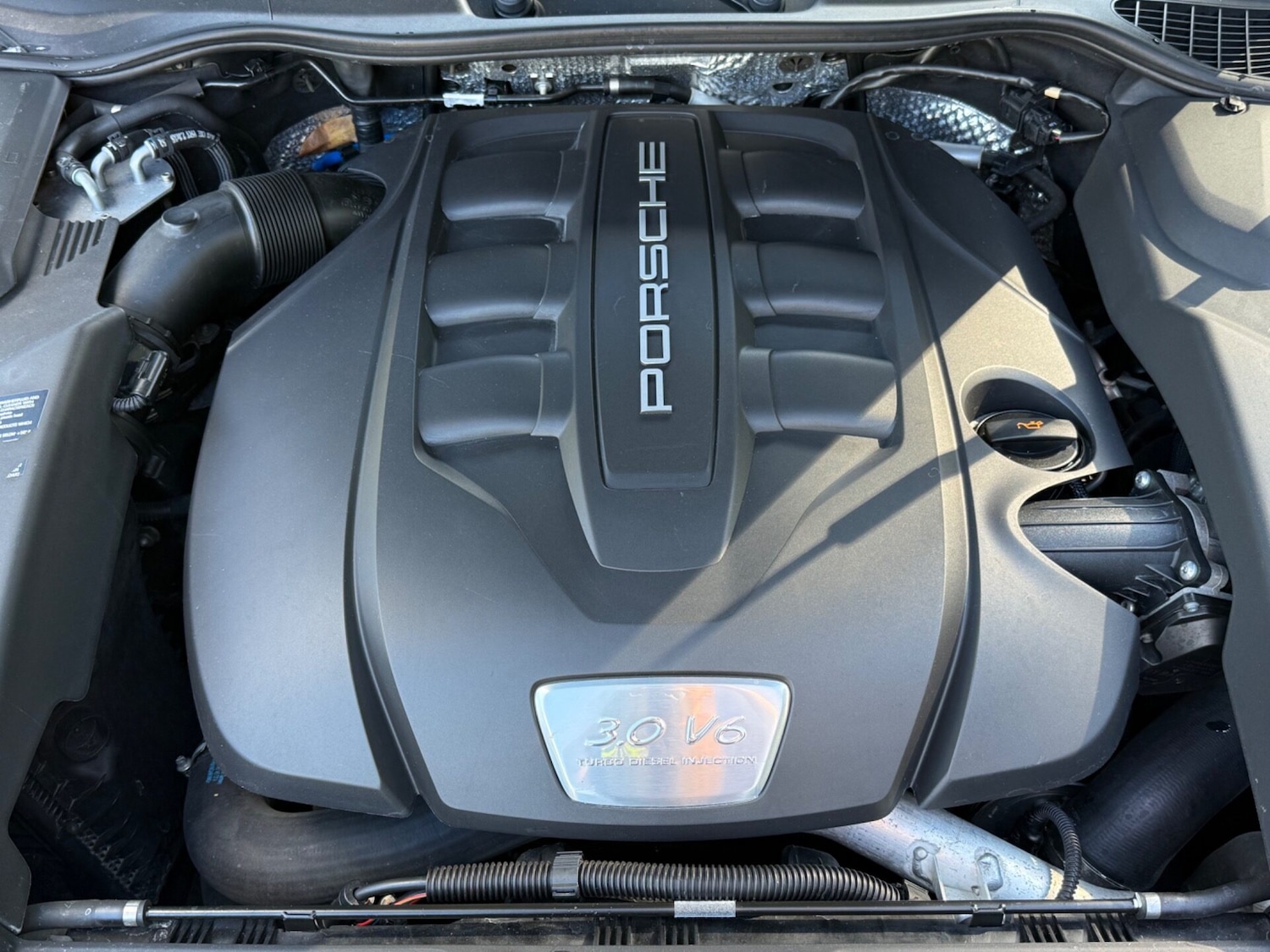 Used Porsche Cayenne 2012 for sale - 76133773: Photo 62