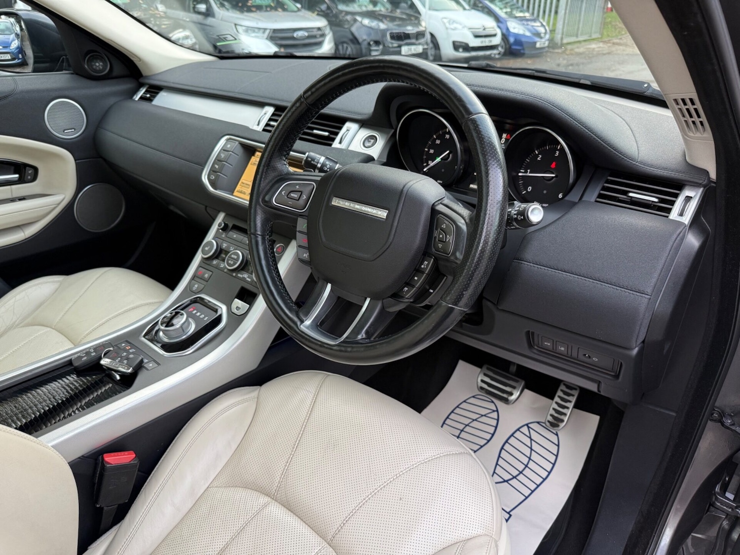 Used Land Rover Range Rover Evoque 2016 for sale - 76352360: Photo 16