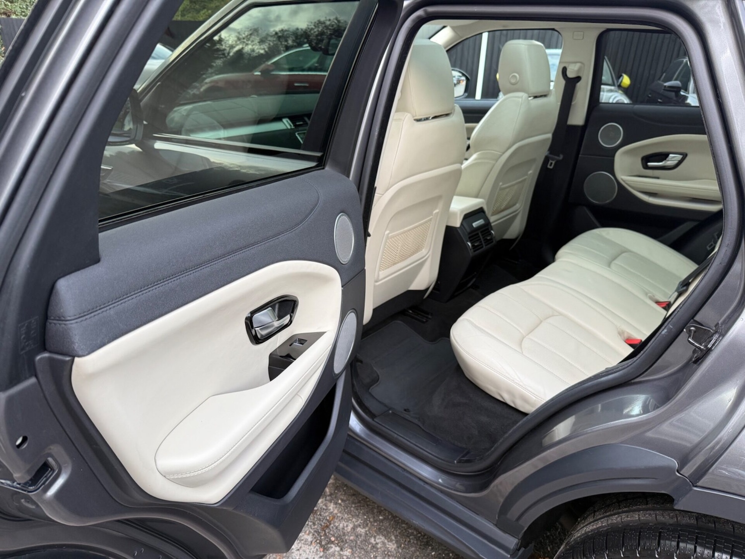Used Land Rover Range Rover Evoque 2016 for sale - 76352360: Photo 30