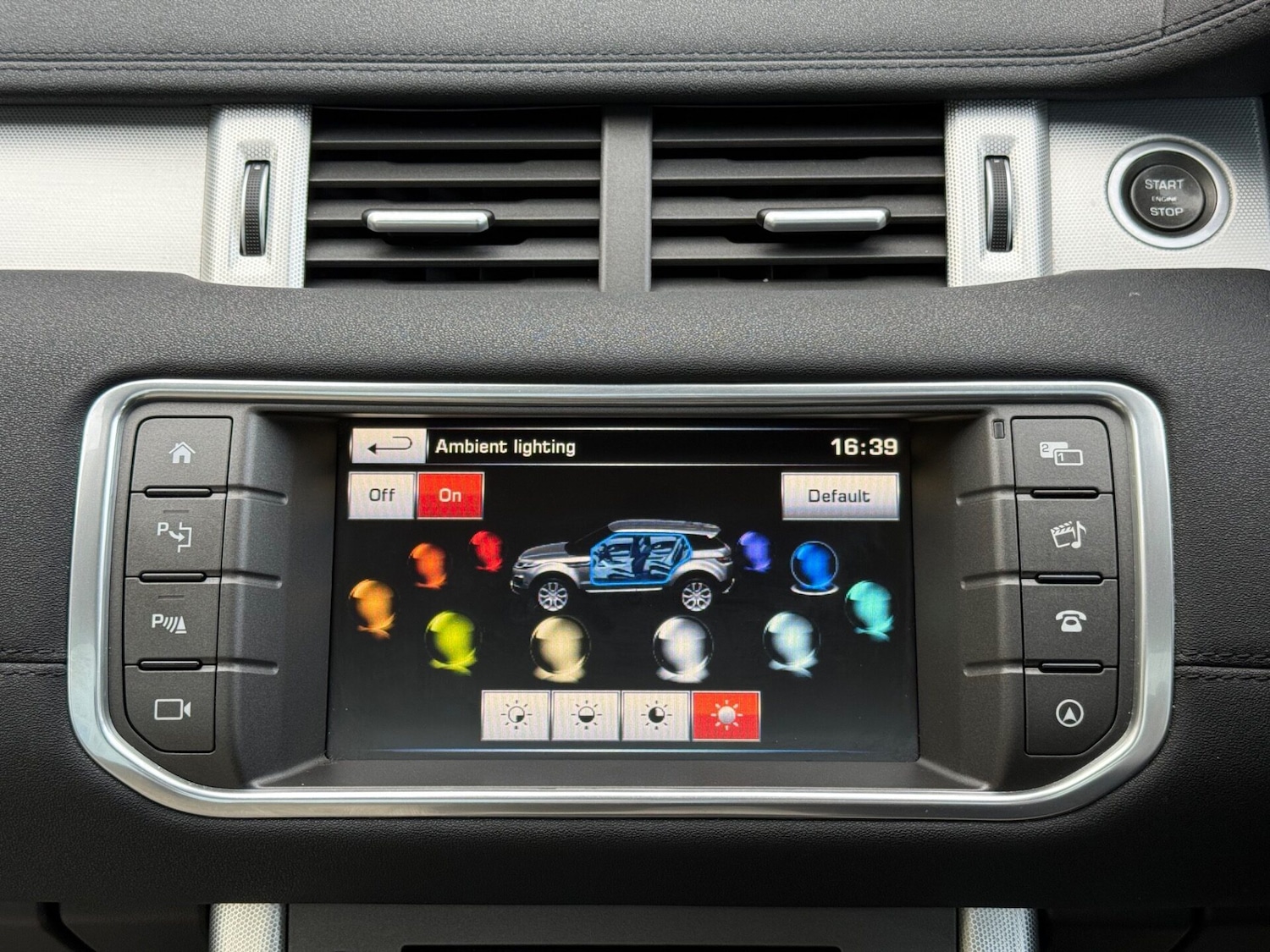 Used Land Rover Range Rover Evoque 2016 for sale - 76352360: Photo 43