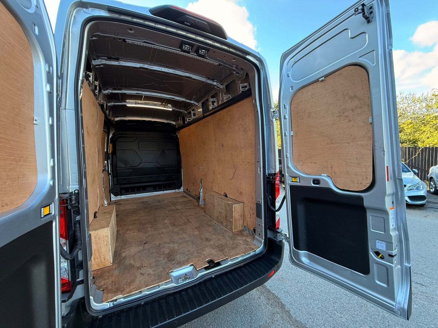 Vehicle 44