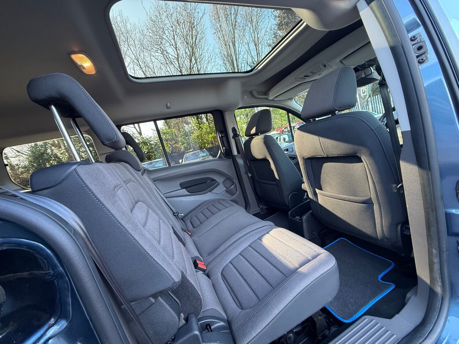 Used Ford Grand Tourneo Connect 2020 for sale - 77654370: Photo 33